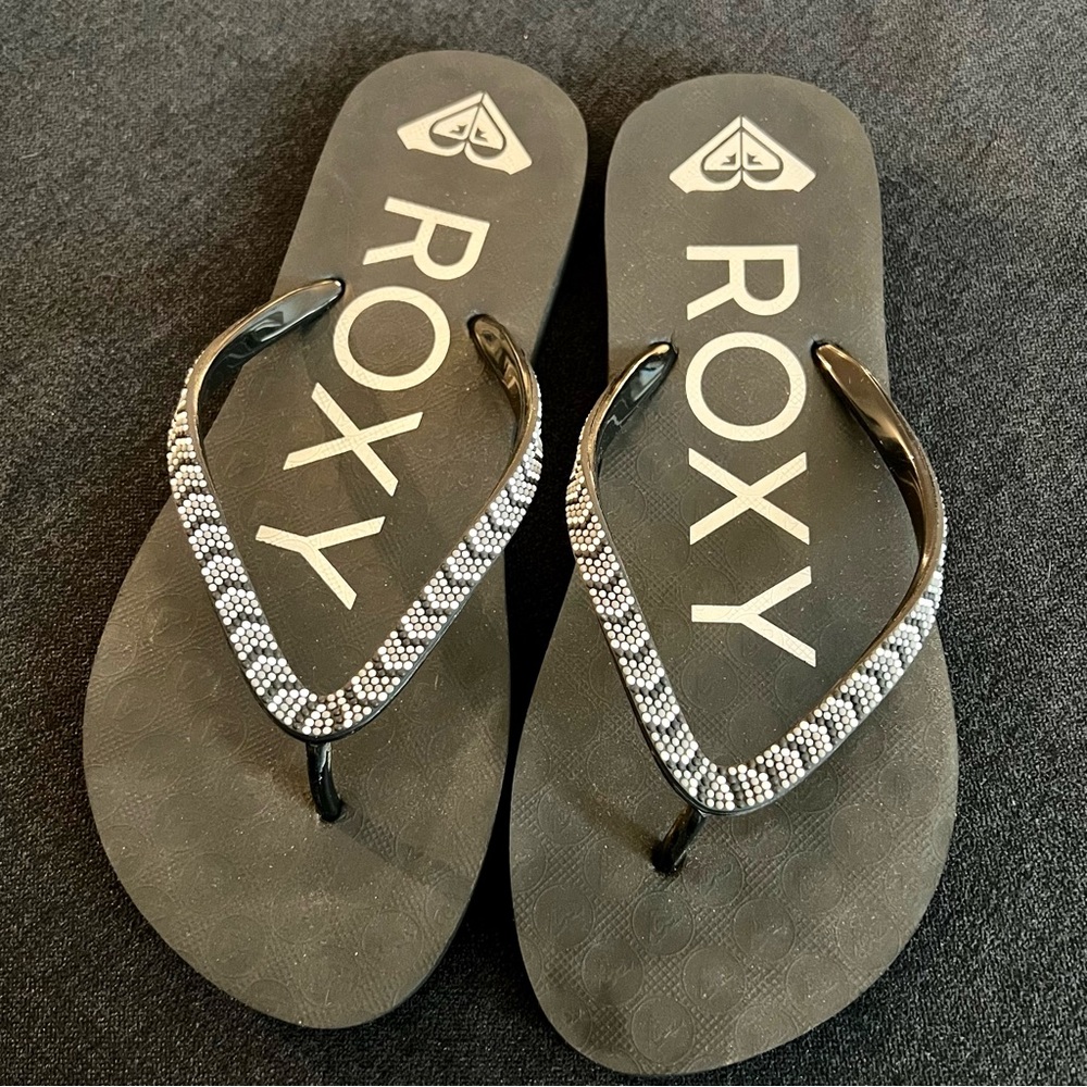 Roxy Black Beaded Flip-Flops